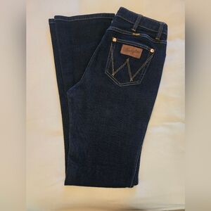 Wrangler Women's Deep Indigo Boot Cut Jeans 29x34